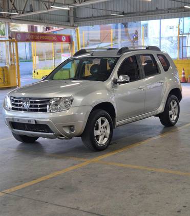 RENAULT DUSTER 1.6 4X2 16V FLEX 4P MANUAL RENAULT DUSTER 1.6 4X2 16V FLEX 4P MANUAL